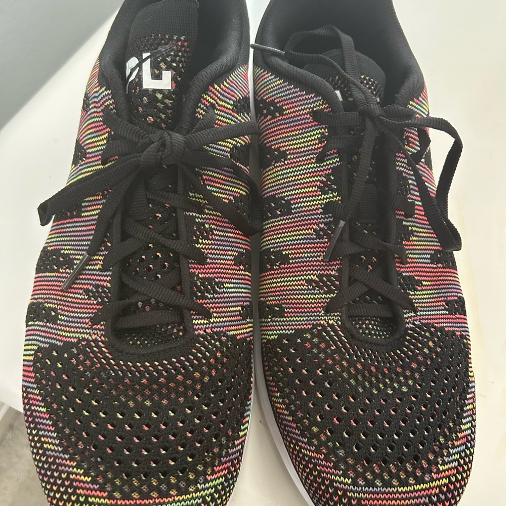 APL techloom pro M size 11 lightly used